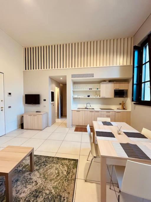 Ferienwohnung Residenza Frattini By Almanova Residenze Mantua Exterior foto